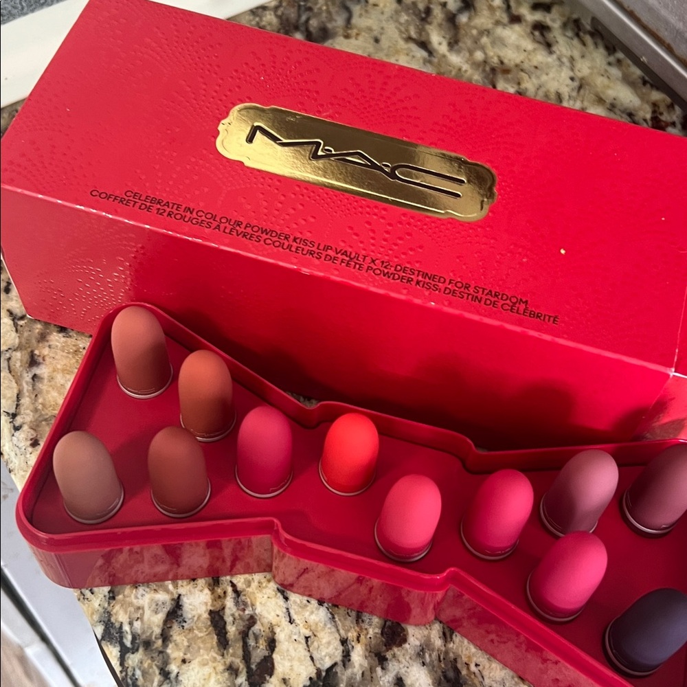 ❄️⚡️MAC Cosmetics Celebrate In Colour Powder Kiss Lip Vault x12 - Picture 4 of 10